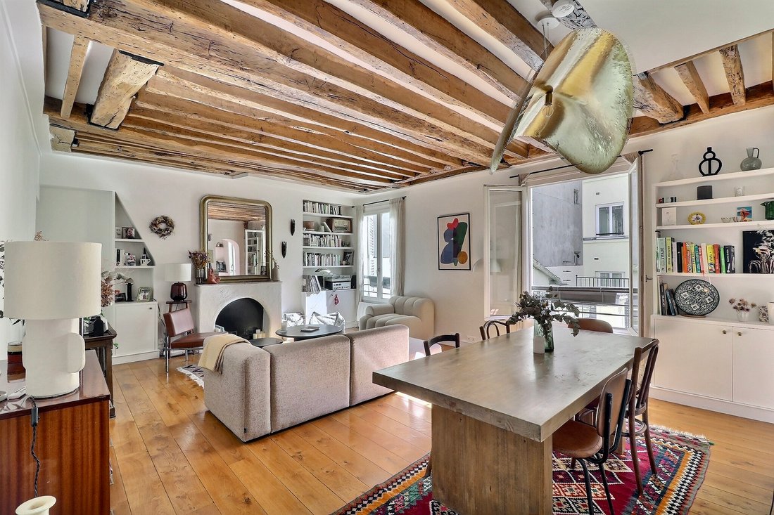 Apartment in Grange Aux Belles-Terrage, Paris 10e Arrondissement, Paris 1 - 16079843