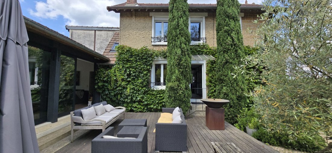House in Médan, Ile-de-France, France 1 - 16079407