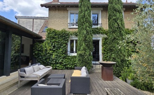 House in Médan, Ile-de-France, France 1