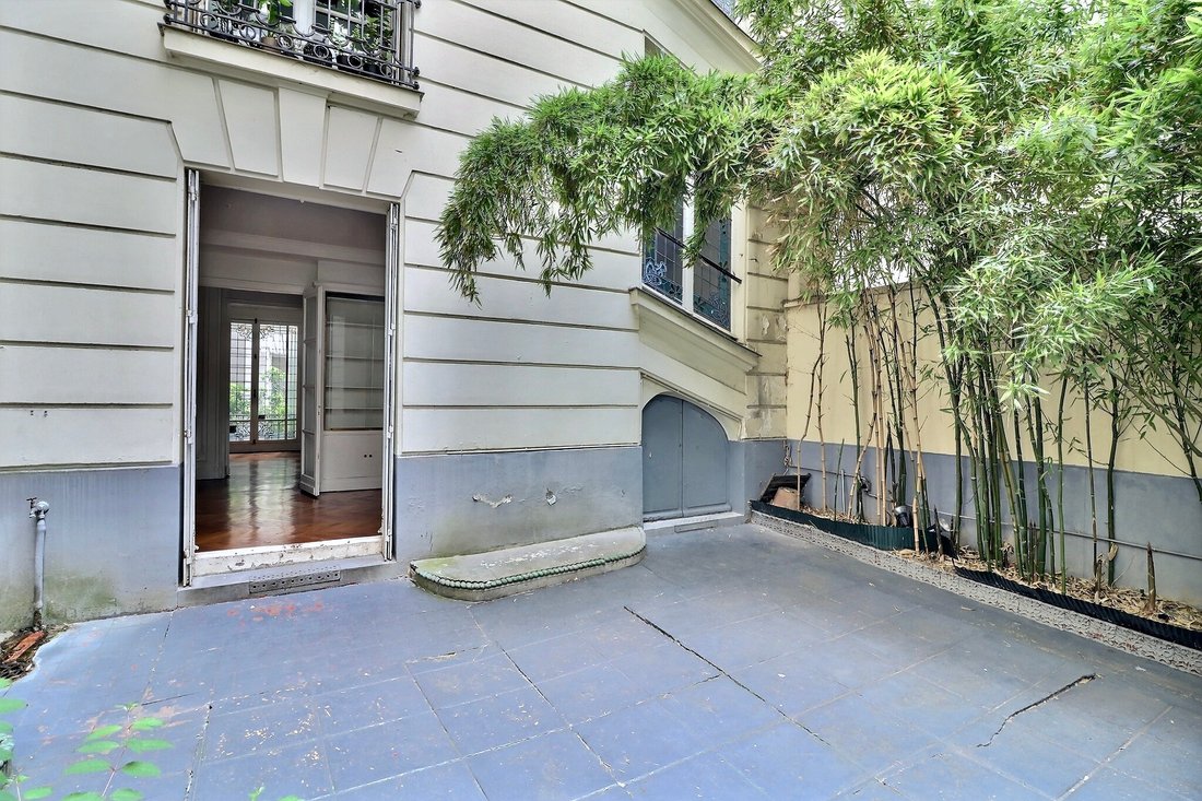 Apartment in Elysées-Madeleine, Paris 8e Arrondissement, Paris 1 - 16079961