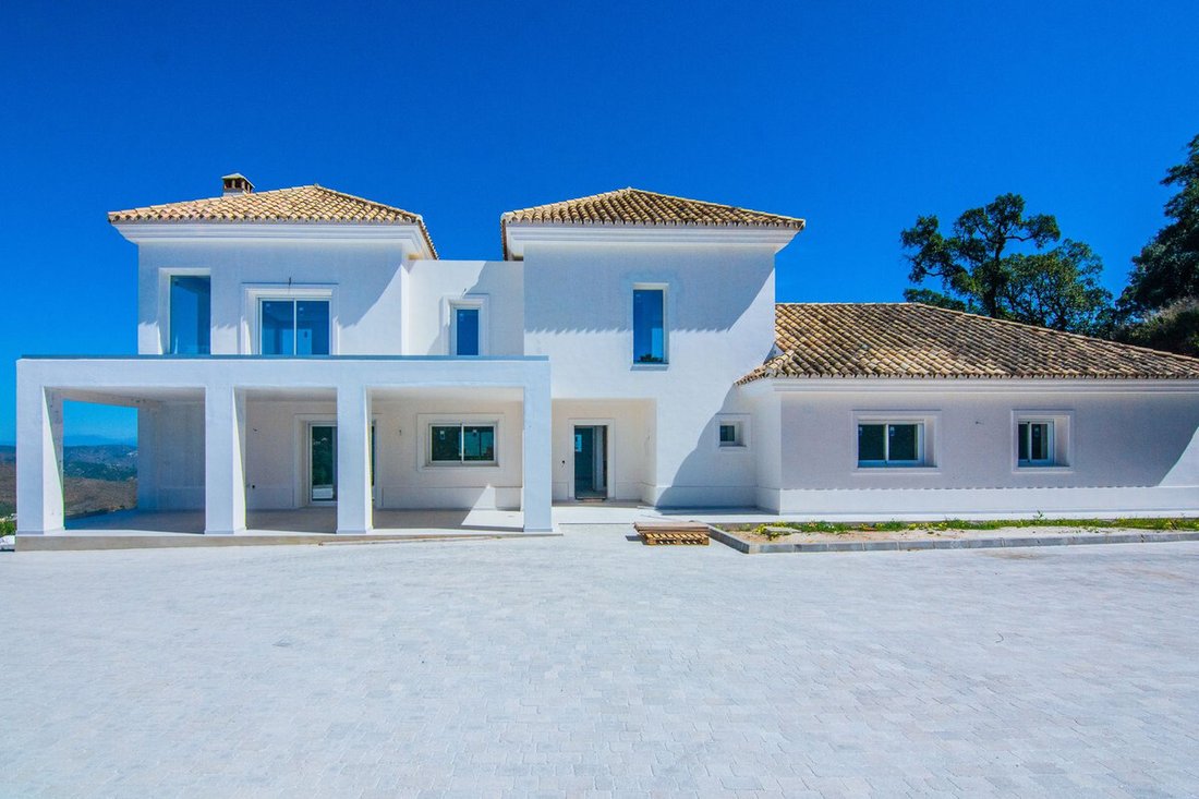 Villa in Marbella, Andalusia, Spain 3 - 16080120