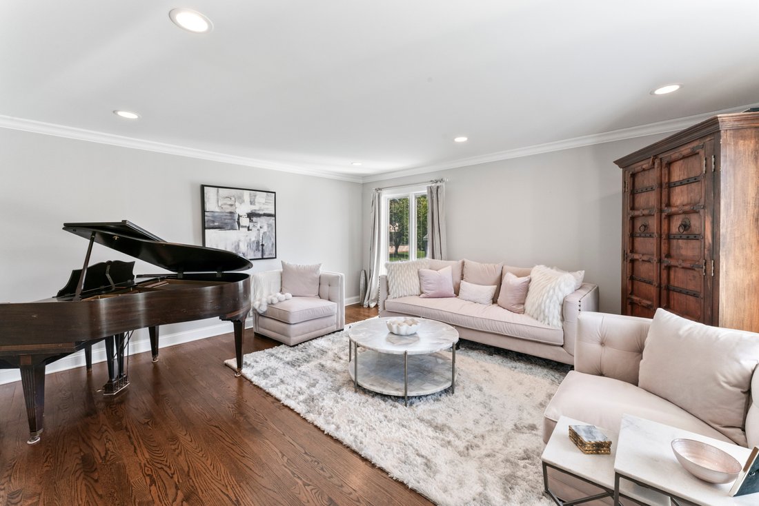 House in Palatine, Illinois, United States 5 - 16080784