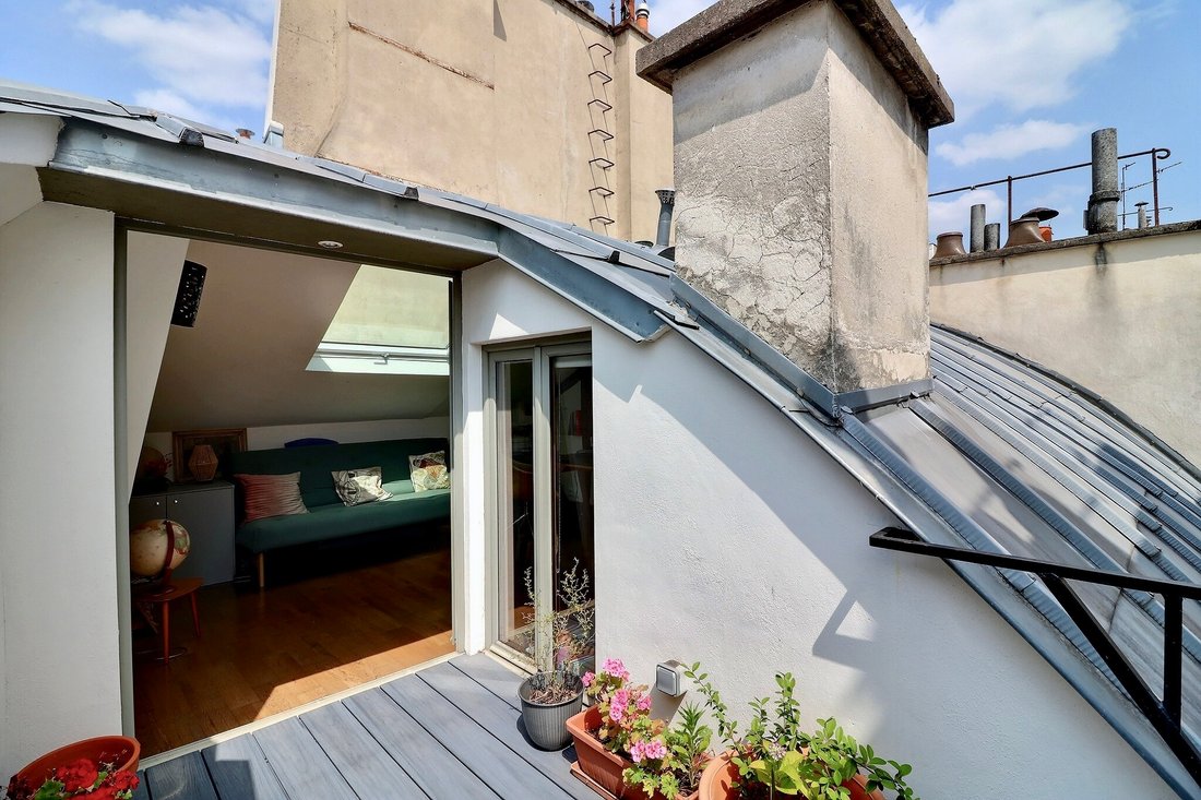 Apartment in Trudaine-Maubeuge, Paris 9e Arrondissement, Paris 2 - 16079772