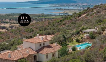 Villa in San Teodoro, Sardinien, Italien 1