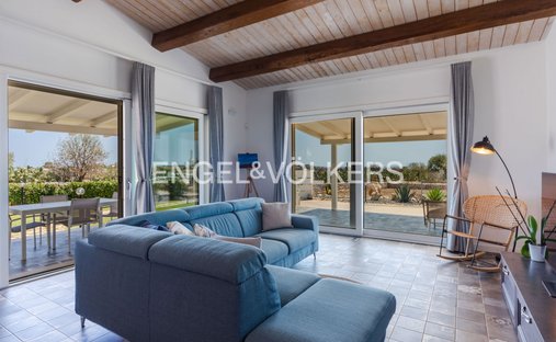 Villa in Granelli, Sicily, Italy 1