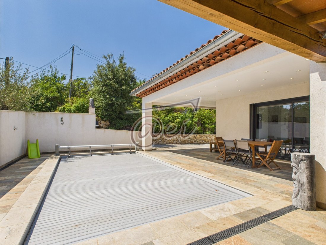 Villa in Barjols, Provence-Alpes-Côte d'Azur, France 1 - 16083239