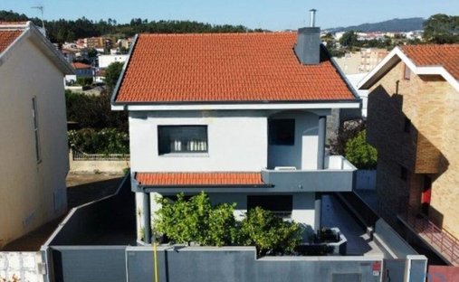 Residenza a Campo e Sobrado, Oporto, Portogallo 1