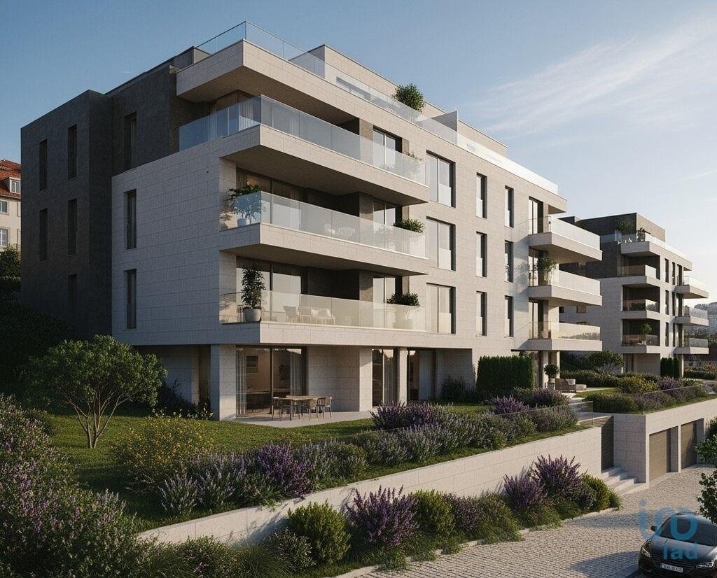 Apartment in Lordelo do Ouro e Massarelos, Porto District, Portugal 4 - 16083281