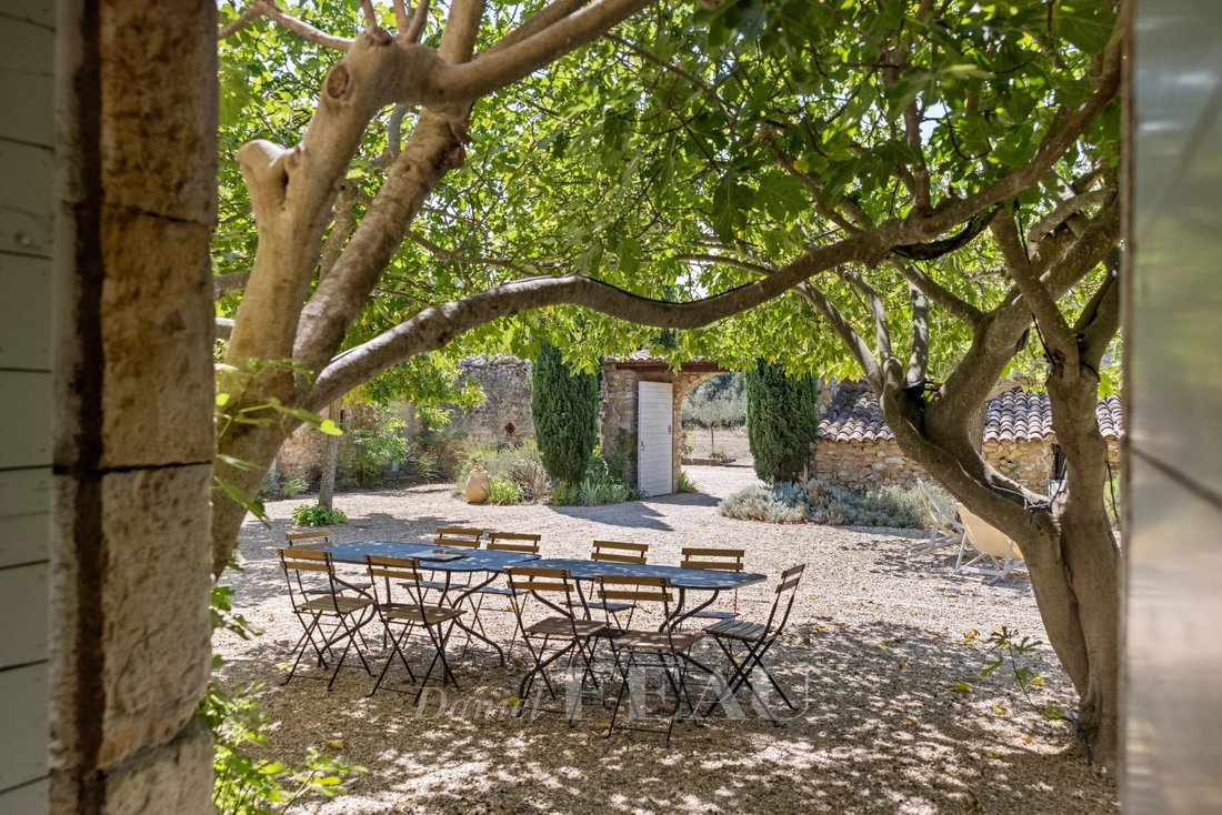 Estate in Manosque, Provence-Alpes-Côte d'Azur, France 4 - 16082254