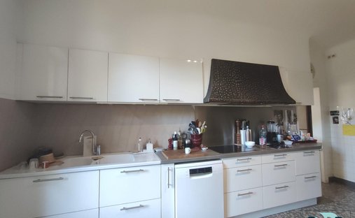 Elegant 18th Century Manor With Towers In The Heart Of Gascony