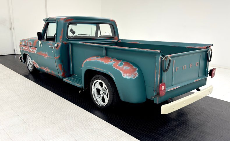 Pickup in Morgantown, United States 3 - 16082302