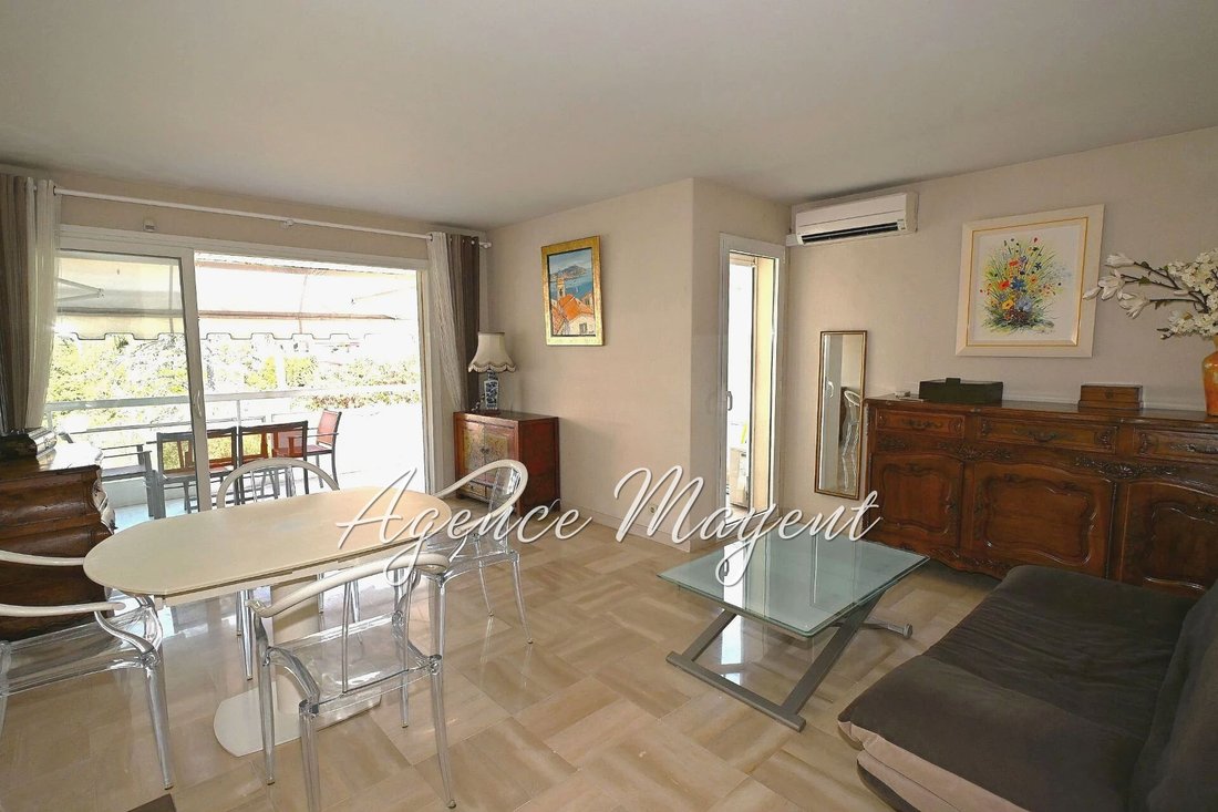 Apartment in La Source, Cannes, France 2 - 16045105