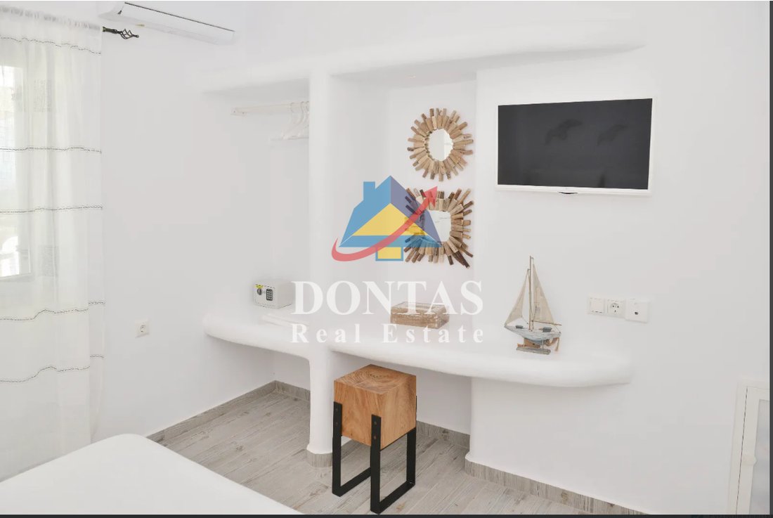 House in Naxos, Aegean, Greece 3 - 16083324