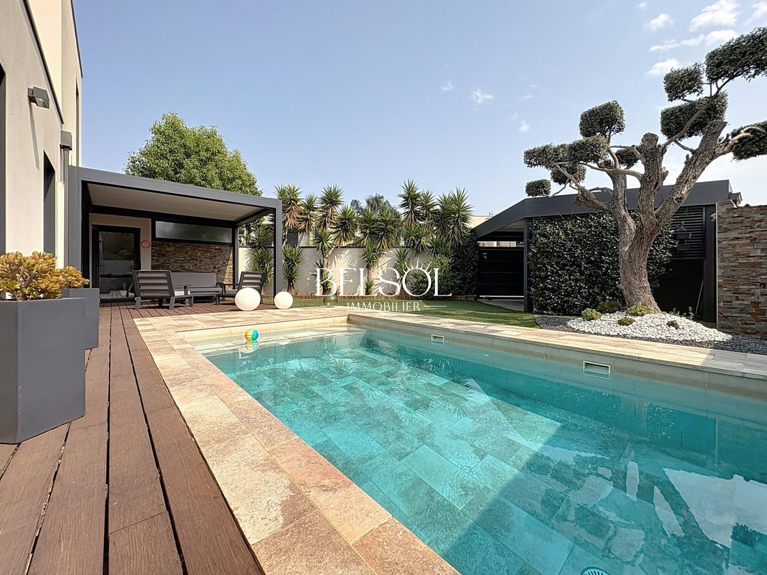 Villa in Haut Vernet-Moyen Vernet, Perpignan, France 1 - 16083282