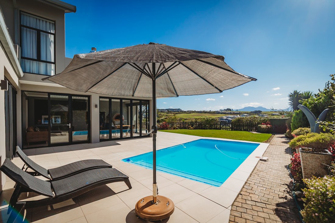 House in Herolds Bay, Western Cape, South Africa 5 - 16083497