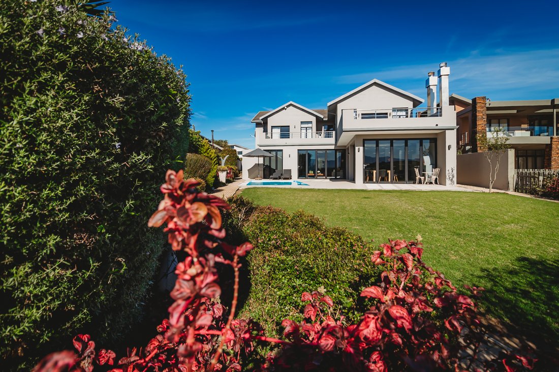 House in Herolds Bay, Western Cape, South Africa 2 - 16083497