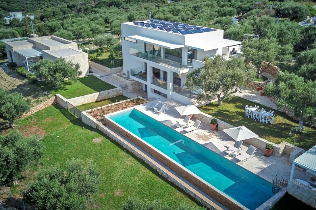 Villa in Crete, Greece 3 - 16087621