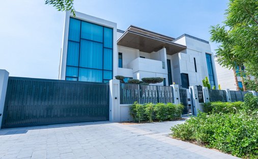 Villa in Dubai, Dubai, United Arab Emirates 1