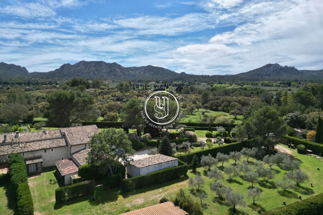 Villa in Eygalières, Provence-Alpes-Côte d'Azur, France 1 - 16084142