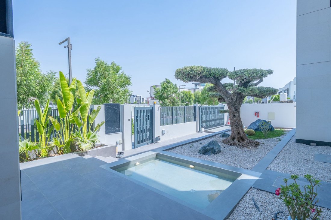 Villa in Hadaeq Sheikh Mohammed Bin Rashid, Dubai, United Arab Emirates 3 - 16086391