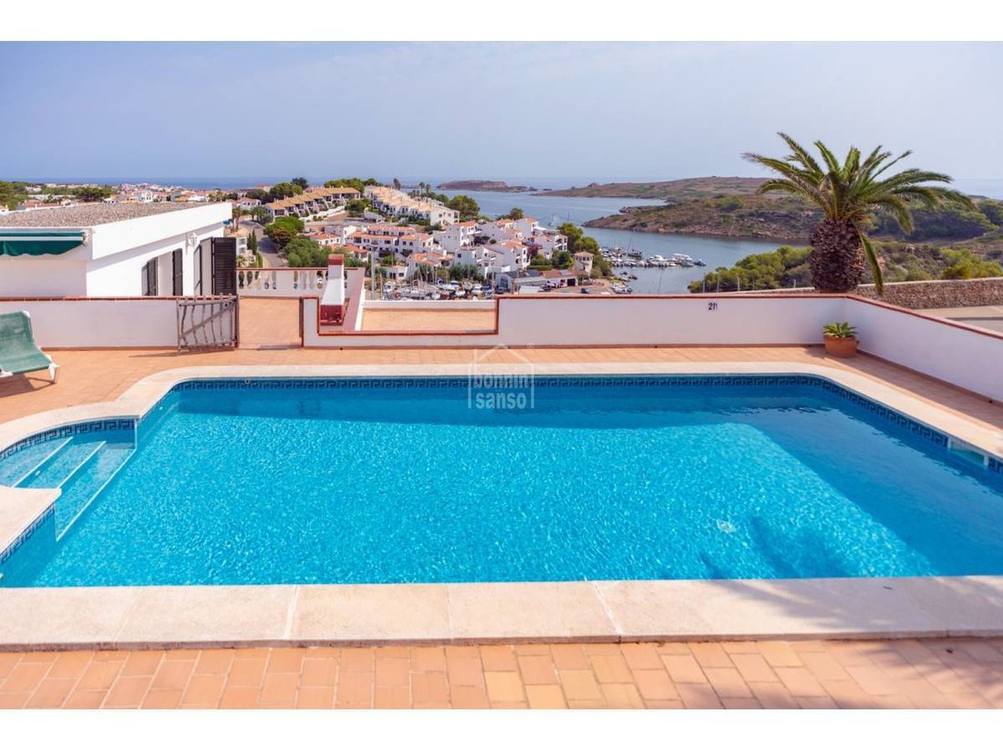 Villa in es Mercadal, Balearic Islands, Spain 1 - 16084264