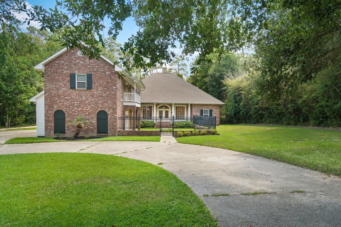 House in Covington, Louisiana, United States 1 - 16084746