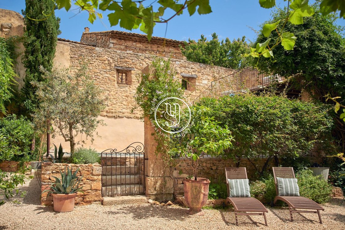 Villa in Uzès, Occitania, France 3 - 16084265
