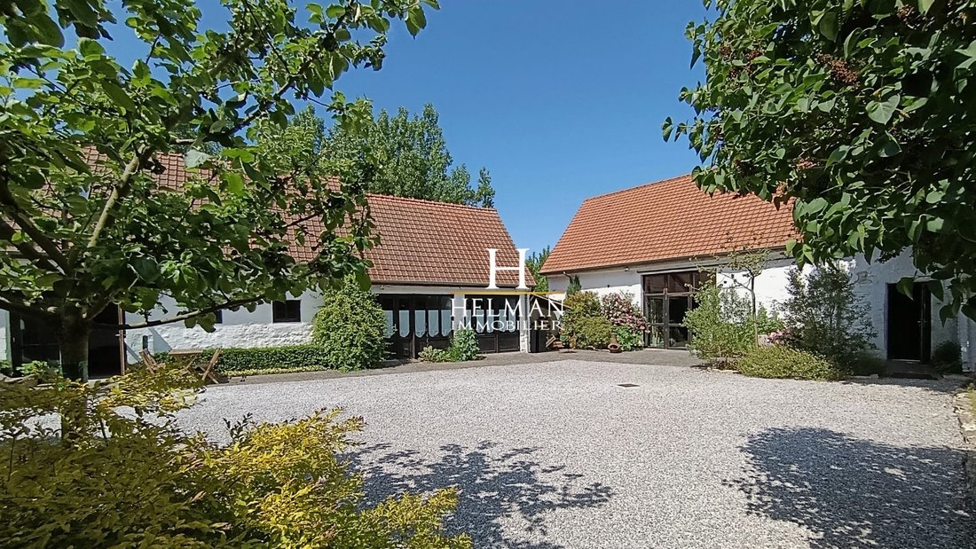 Estate in Beuvrequen, Hauts-de-France, France 1 - 16089717