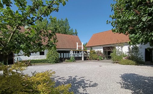 Estate in Beuvrequen, Hauts-de-France, France 1