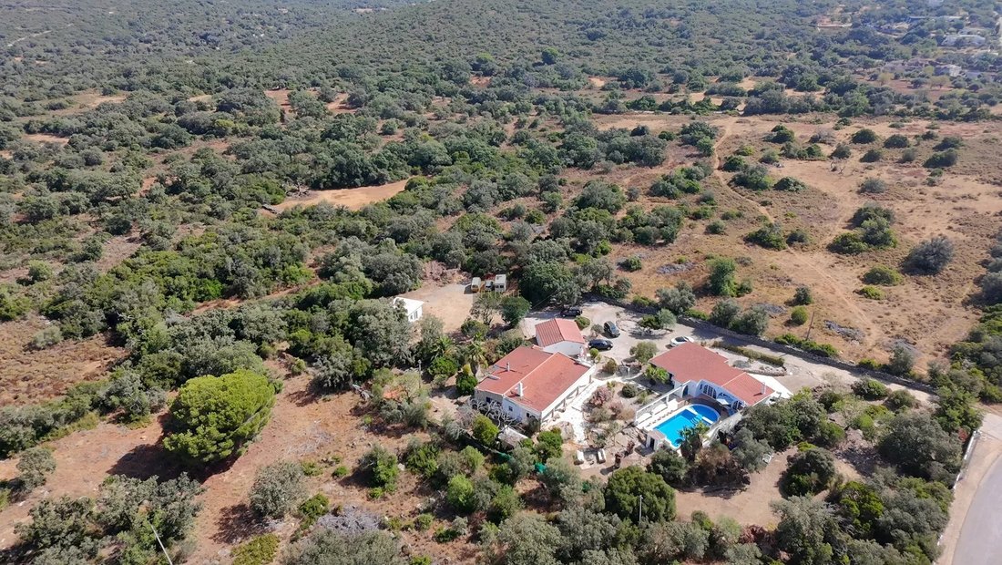 Villa in Santa Barbara de Nexe, Algarve, Portugal 1 - 16084589