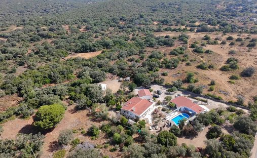 Villa à Santa Bárbara de Nexe, Algarve, Portugal 1