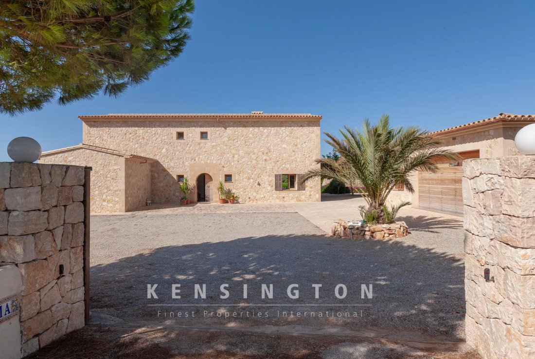 Villa in Manacor, Balearic Islands, Spain 4 - 15137156