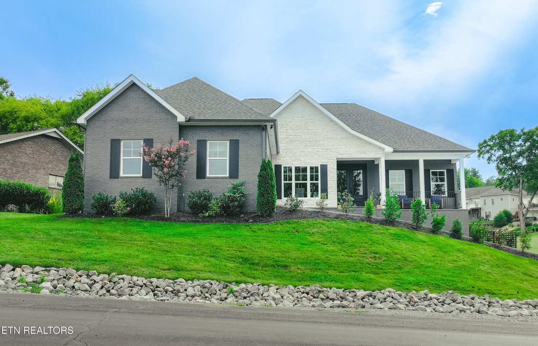 House in Tellico Village, Tennessee, United States 1 - 16085656