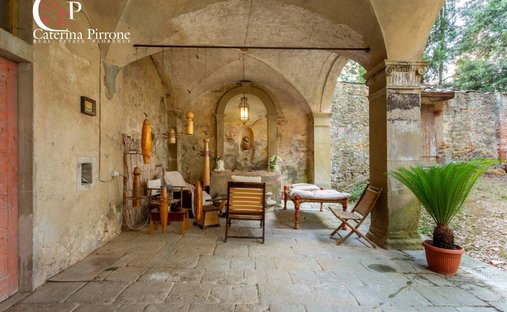 Tuscany| Historic Tuscan Castle With Land For Sale Near Florence