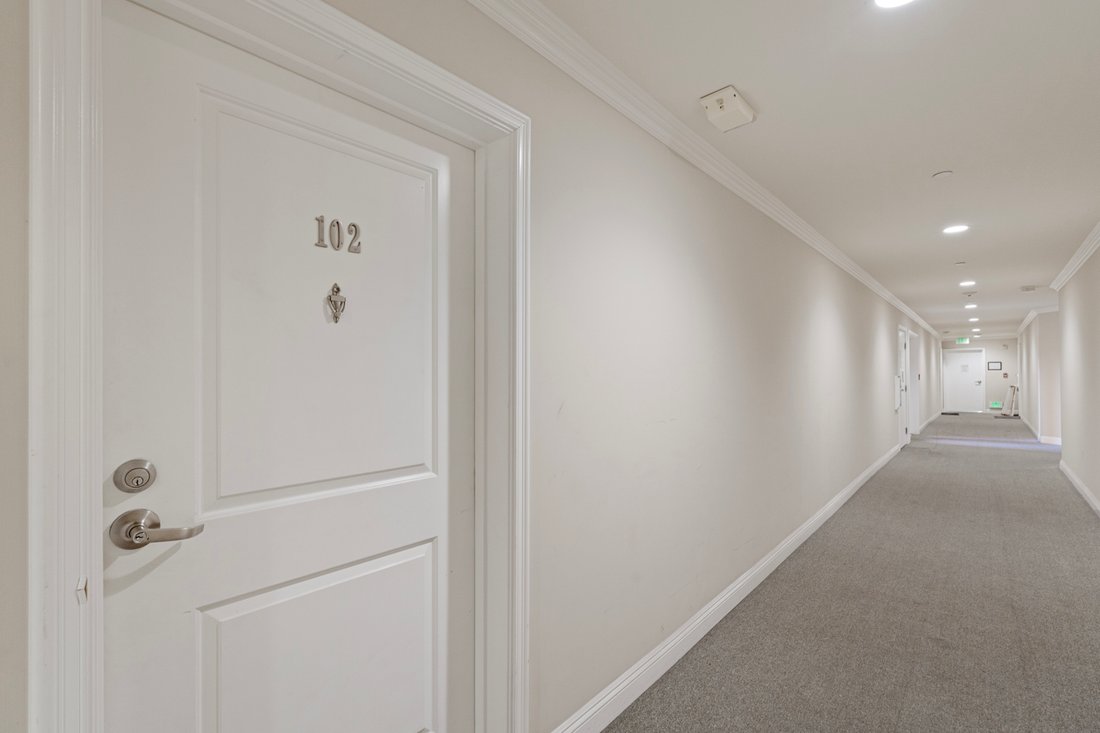 Condo in Los Angeles, California, United States 4 - 16089722
