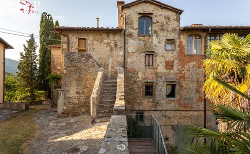 Villa in Rignano sull'Arno, Tuscany, Italy 1