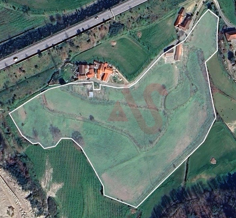 Farm Ranch in Silvares, Pias, Nogueira e Alvarenga, Porto District, Portugal 1 - 16002544