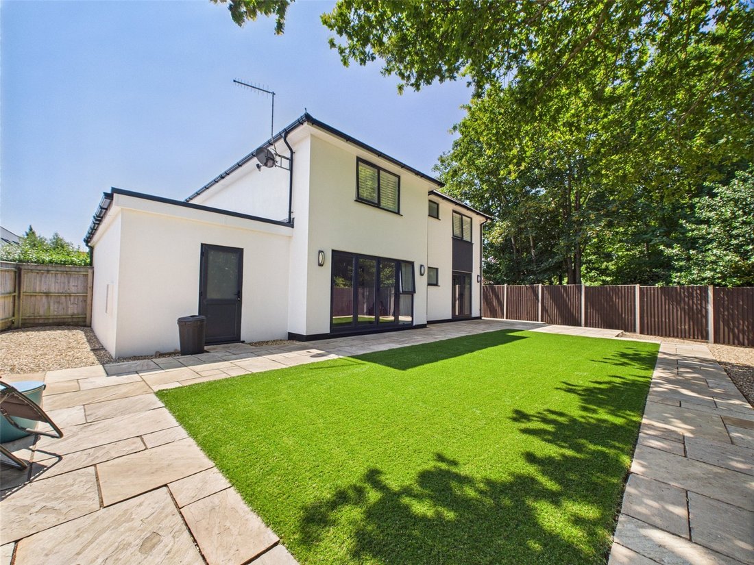 House in West Southbourne, Bournemouth, England 3 - 15305555