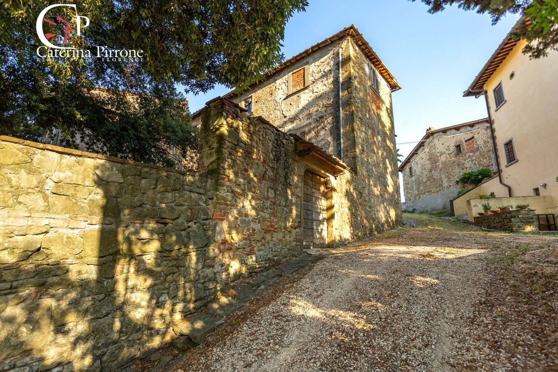 Villa in Rignano sull'Arno, Tuscany, Italy 3 - 16085442