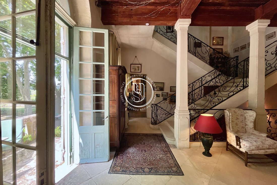 Villa in Saint-Rémy-de-Provence, Provence-Alpes-Côte d'Azur, France 3 - 16084189