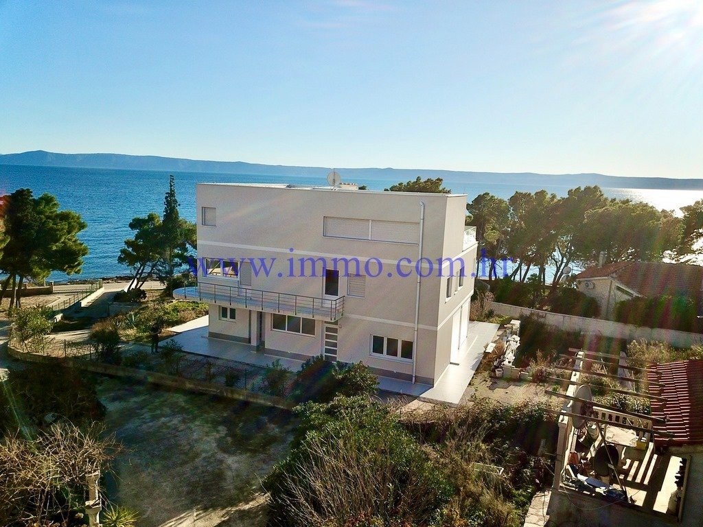 Villa in Dol, Split-Dalmatia County, Croatia 4 - 16087632