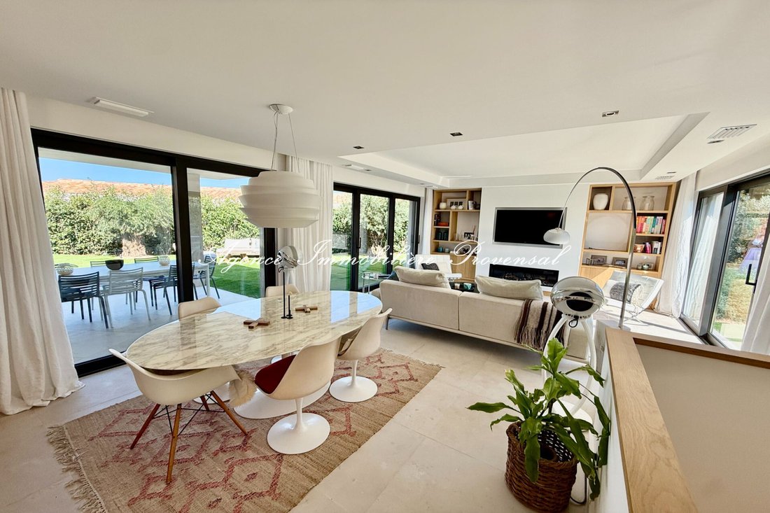 Wohnung in Sainte-Maxime, Provence-Alpes-Côte d'Azur, Frankreich 1 - 16088030