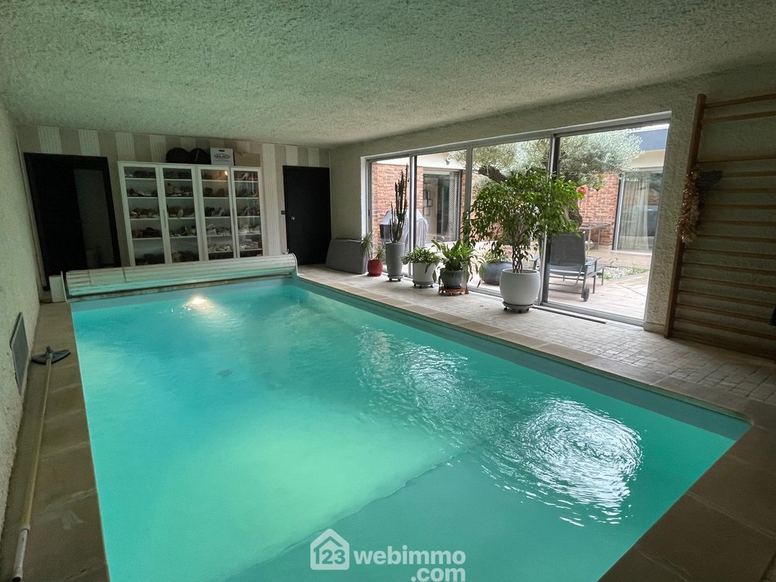 Villa in Cuts, Hauts-de-France, France 1 - 16084178