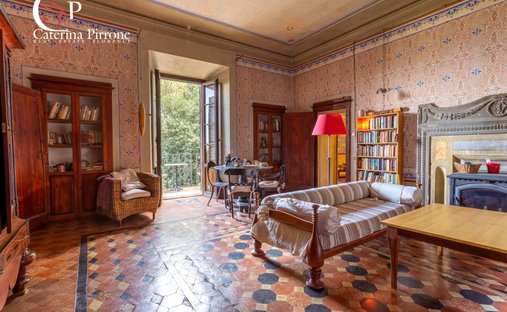 Tuscany| Historic Tuscan Castle With Land For Sale Near Florence