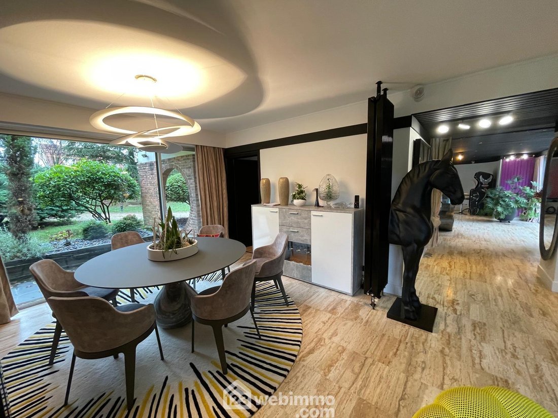 Villa in Cuts, Hauts-de-France, France 3 - 16084178