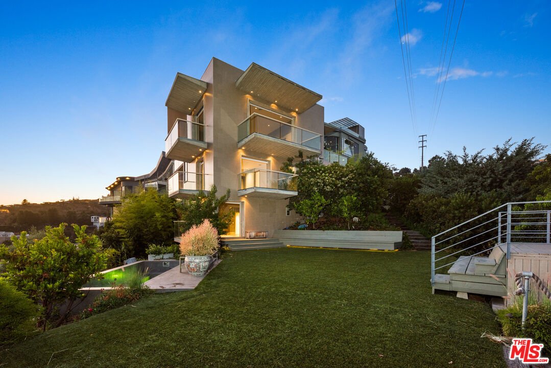 House in Los Angeles, California, United States 2 - 16081310