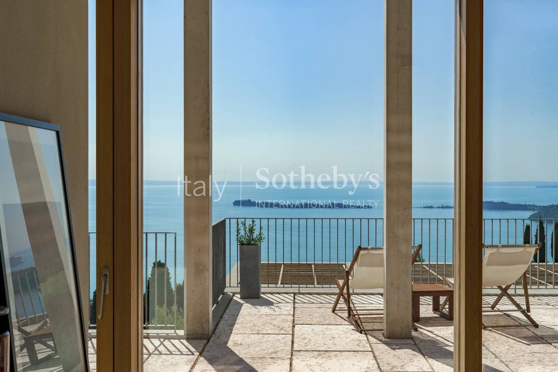 House in Gardone Riviera, Lombardy, Italy 5 - 14223978