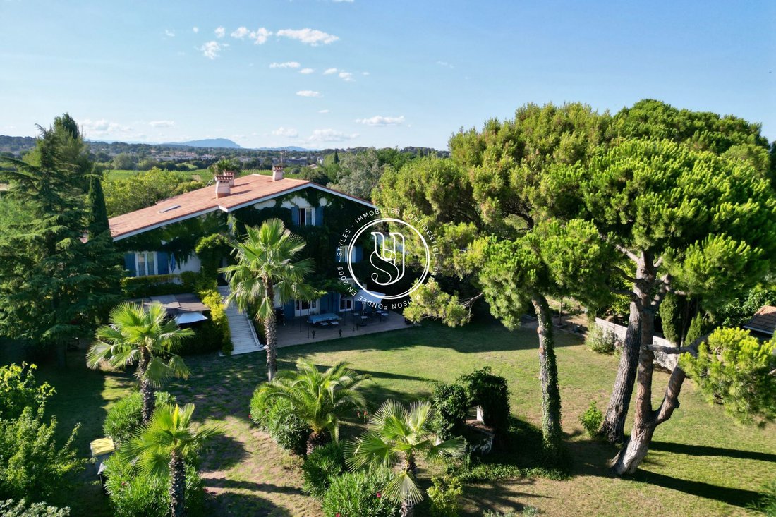 Villa in Port Marianne, Montpellier, France 1 - 16084149