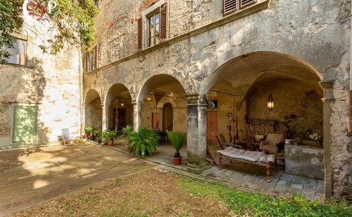Tuscany| Historic Tuscan Castle With Land For Sale Near Florence