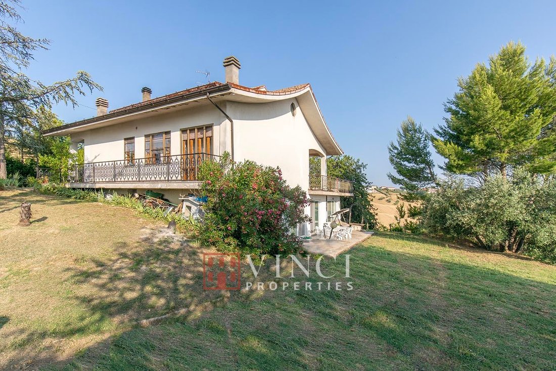 Country House in Sant'Elpidio a Mare, Marche, Italy 2 - 16089833